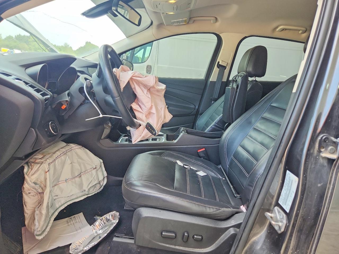 1FMCU0JD5HUA47088 2017 FORD ESCAPE photo no. 7