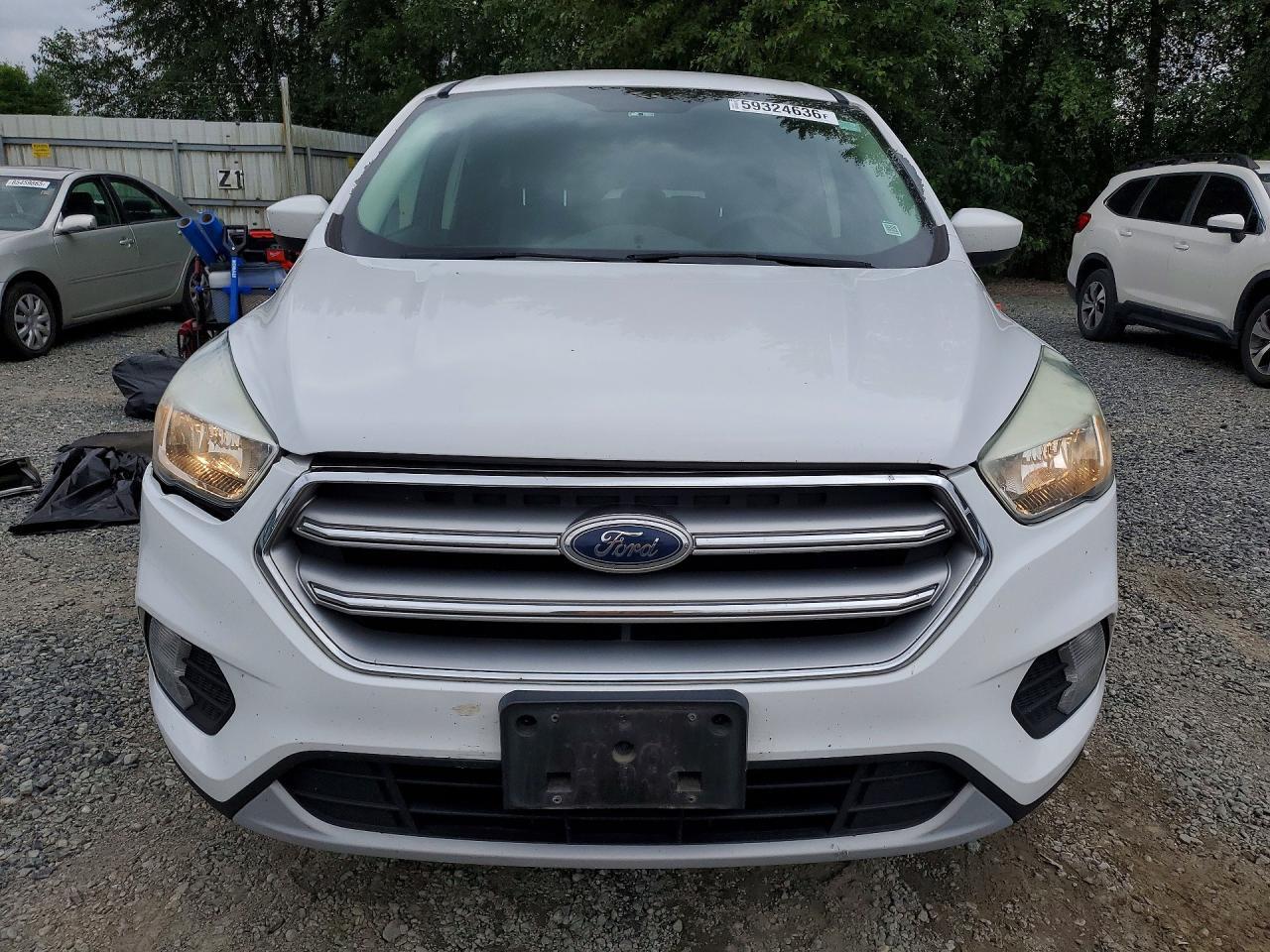 2017 FORD ESCAPE SE — Фото 5 из 14