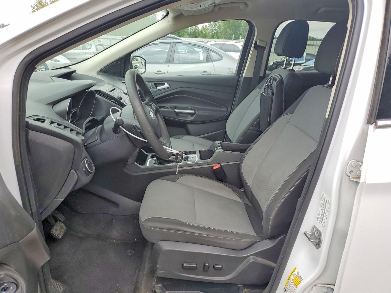 2017 FORD ESCAPE SE — Фото 7 из 14