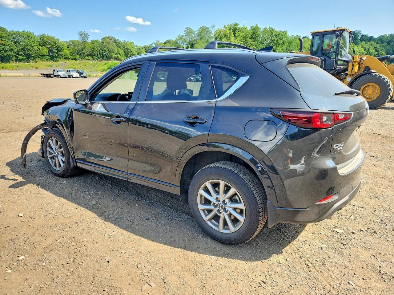 2025 MAZDA CX-5 PREFERRED — Фото 2 из 13