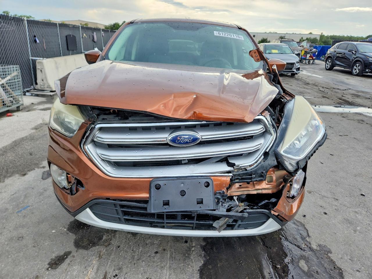 2017 FORD ESCAPE SE — Фото 5 из 13