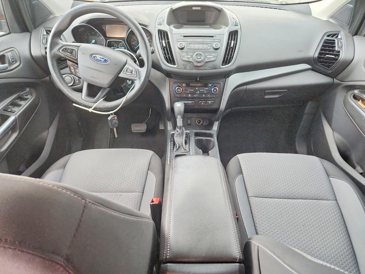 2017 FORD ESCAPE SE — Фото 8 из 13