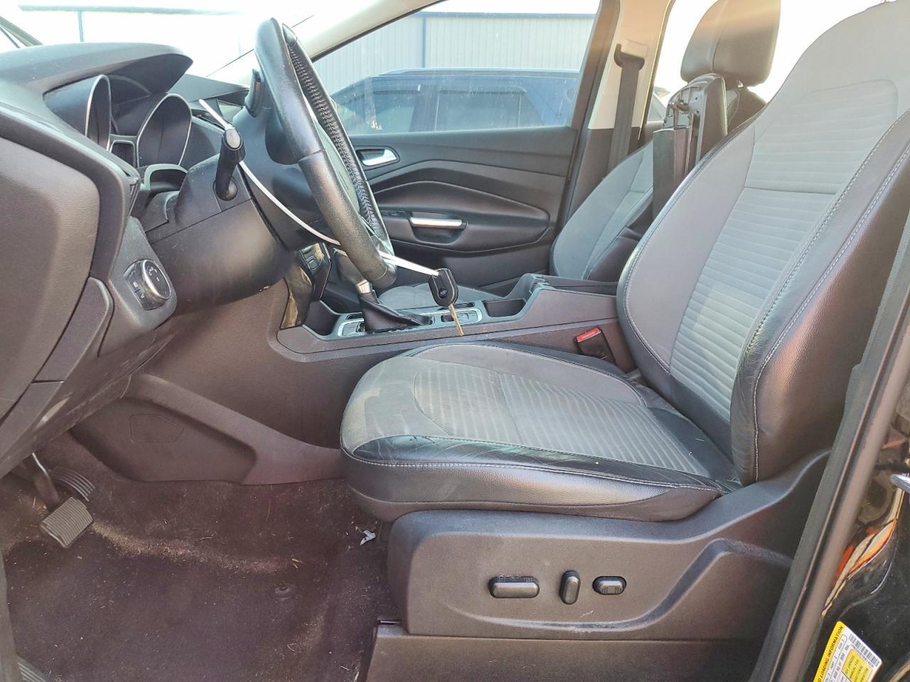2017 FORD ESCAPE SE — Фото 7 из 13