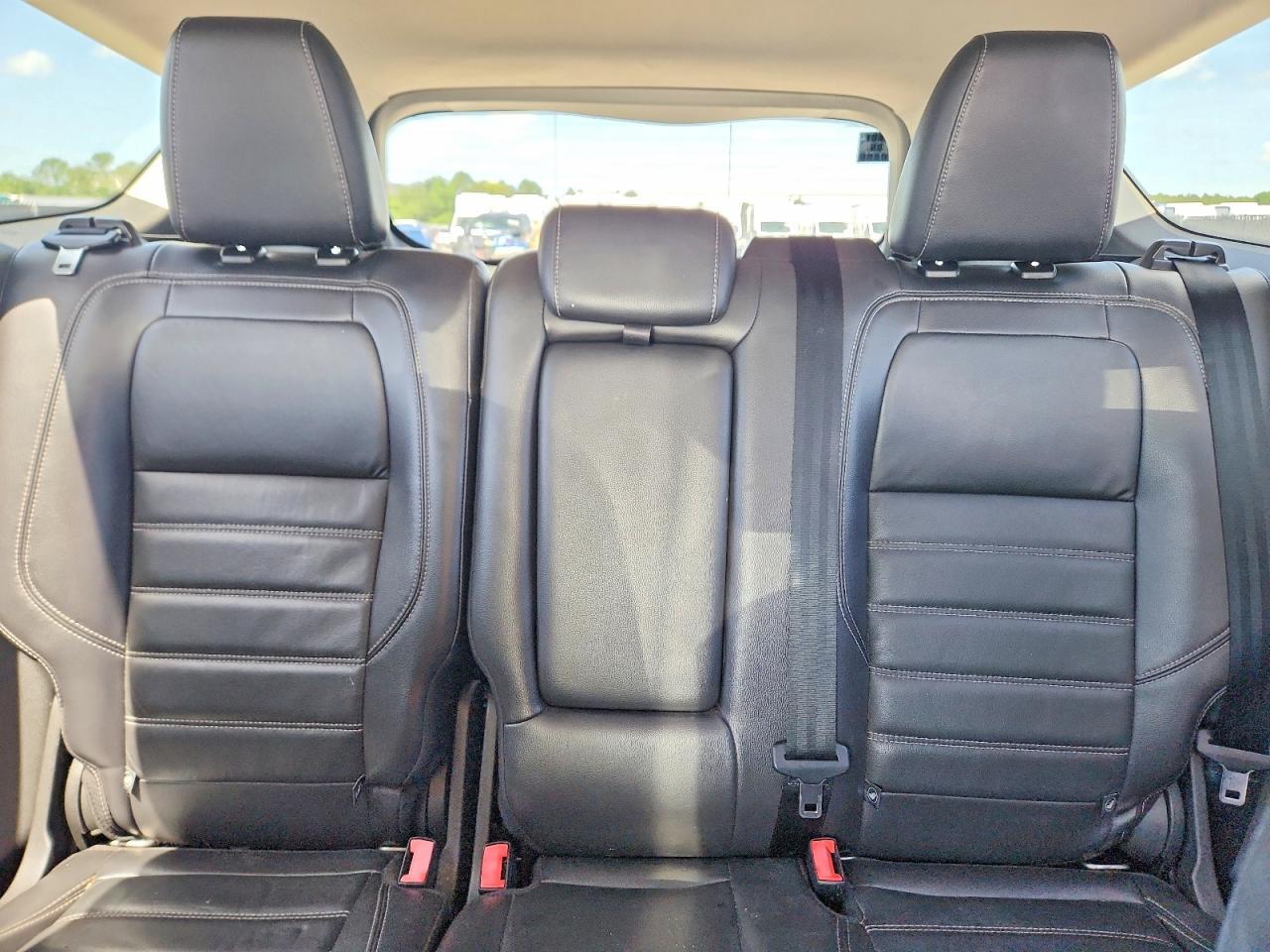 2017 FORD ESCAPE TITANIUM — Фото 10 из 13