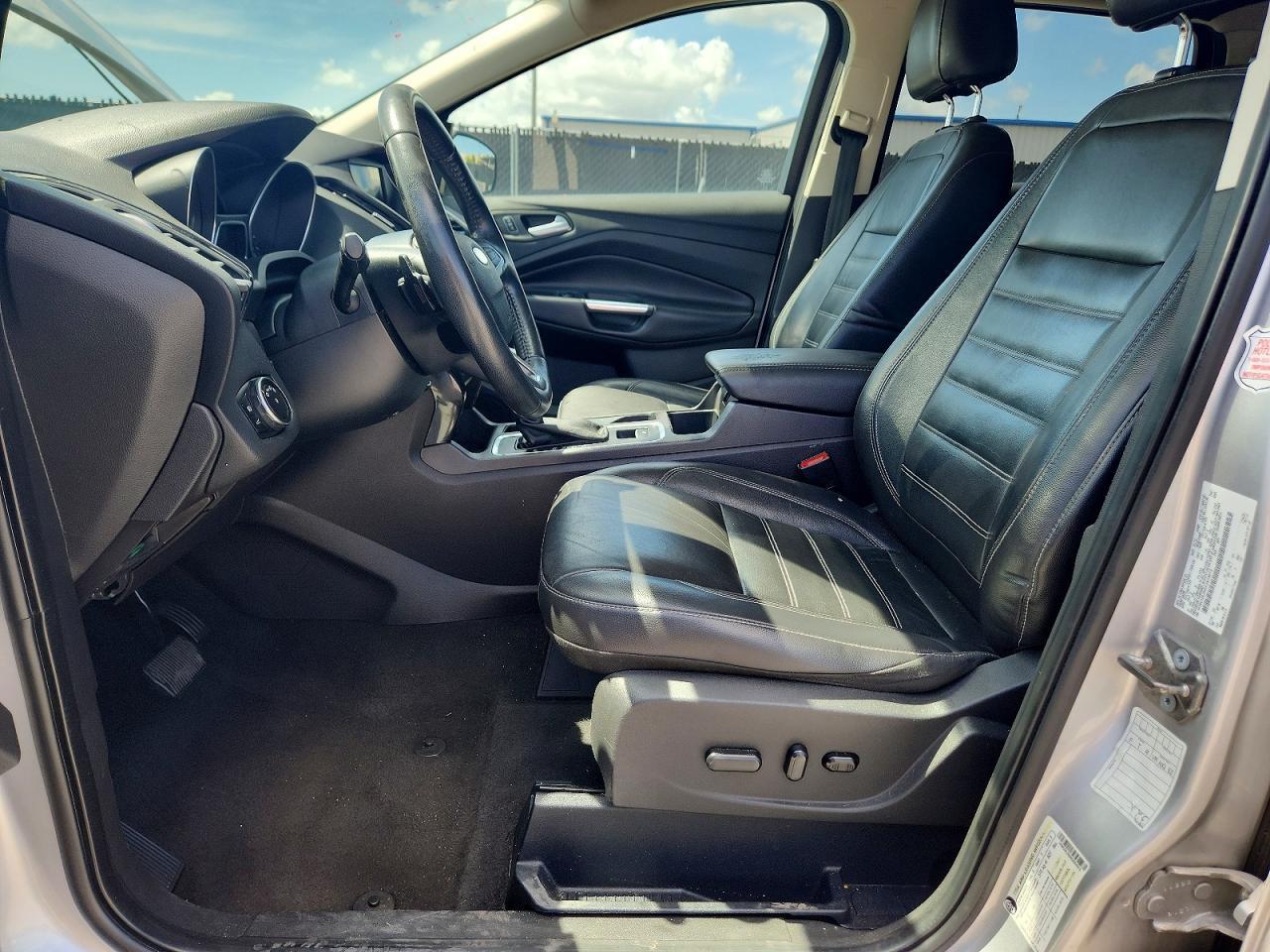 2017 FORD ESCAPE TITANIUM — Фото 7 из 13