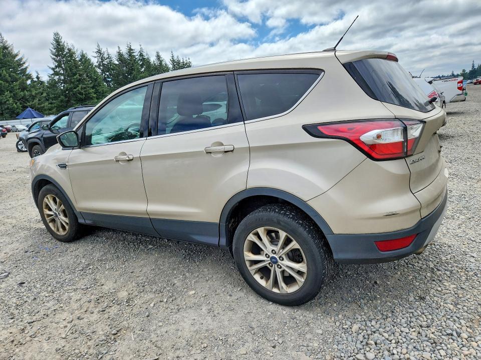 2017 FORD ESCAPE SE — Фото 2 из 13