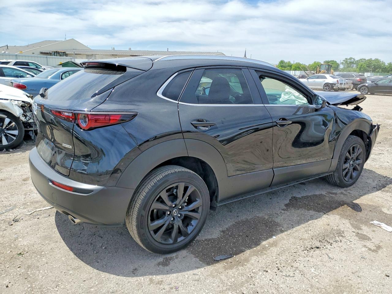 3MVDMBBM5SM866809 2025 MAZDA CX-30 photo no. 3