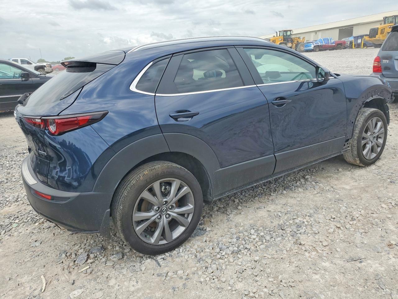 3MVDMBCM6SM825491 2025 MAZDA CX-30 photo no. 3