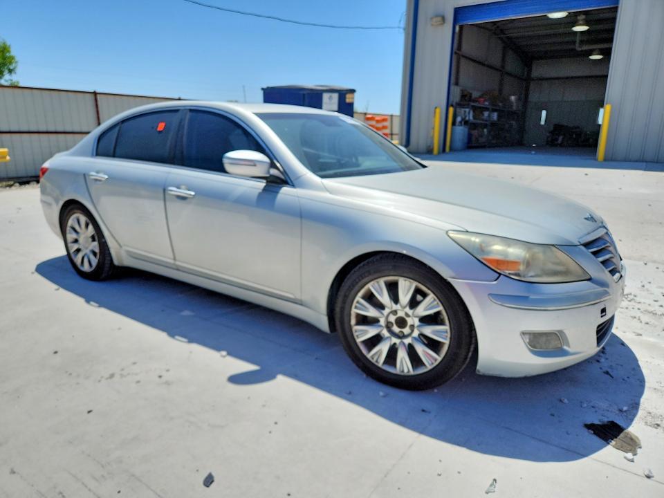 2011 HYUNDAI GENESIS 3.8L — Фото 4 из 12