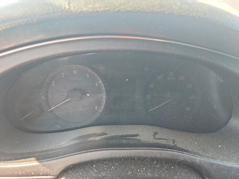 2011 HYUNDAI GENESIS 3.8L — Фото 9 из 12