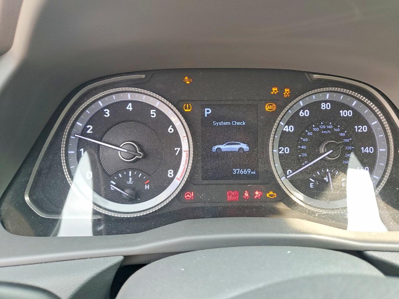 2021 HYUNDAI SONATA SE — Фото 9 из 12