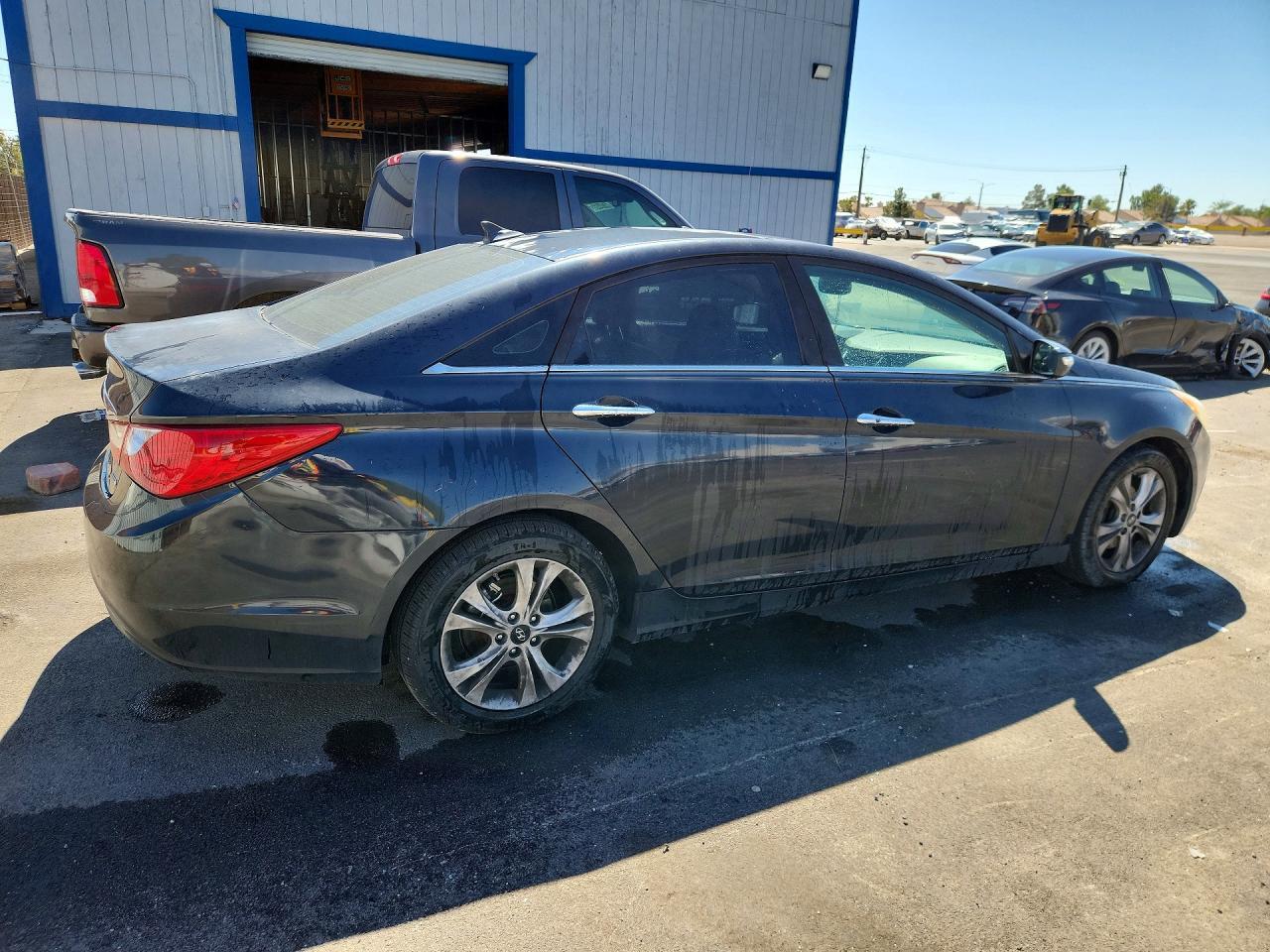 2011 HYUNDAI SONATA LIMITED — Фото 3 из 12