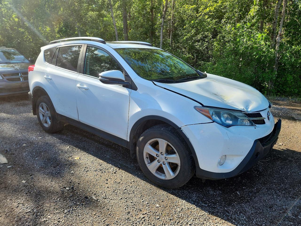 2013 TOYOTA RAV4 XLE — Фото 4 из 13