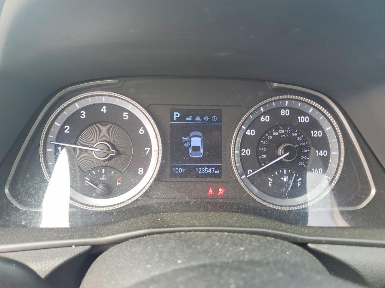 2021 HYUNDAI SONATA SE — Фото 9 из 12