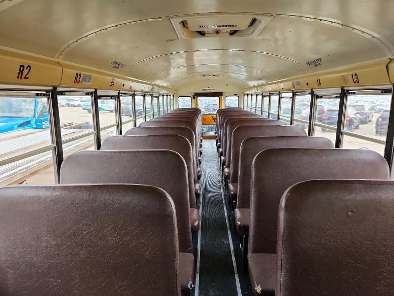 2011 IC CORPORATION CE SERIES SCHOOL - SCHOOL BUS — Фото 6 из 10