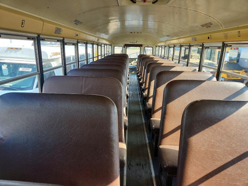 2011 IC CORPORATION CE SERIES SCHOOL - SCHOOL BUS — Фото 6 из 10