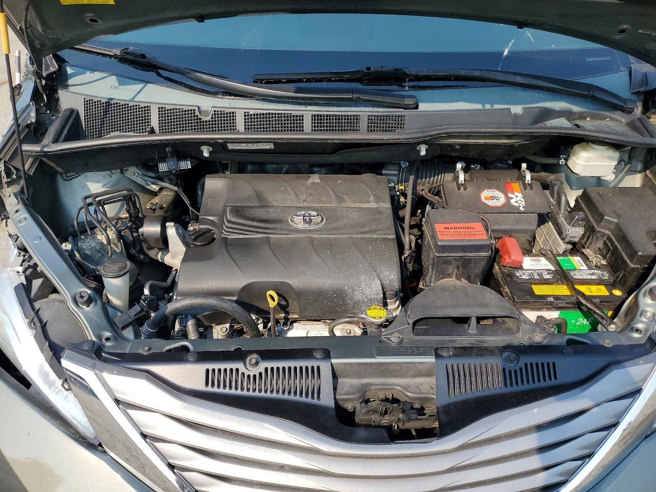 2013 TOYOTA SIENNA XLE 8-PASSENGER — Фото 12 из 13