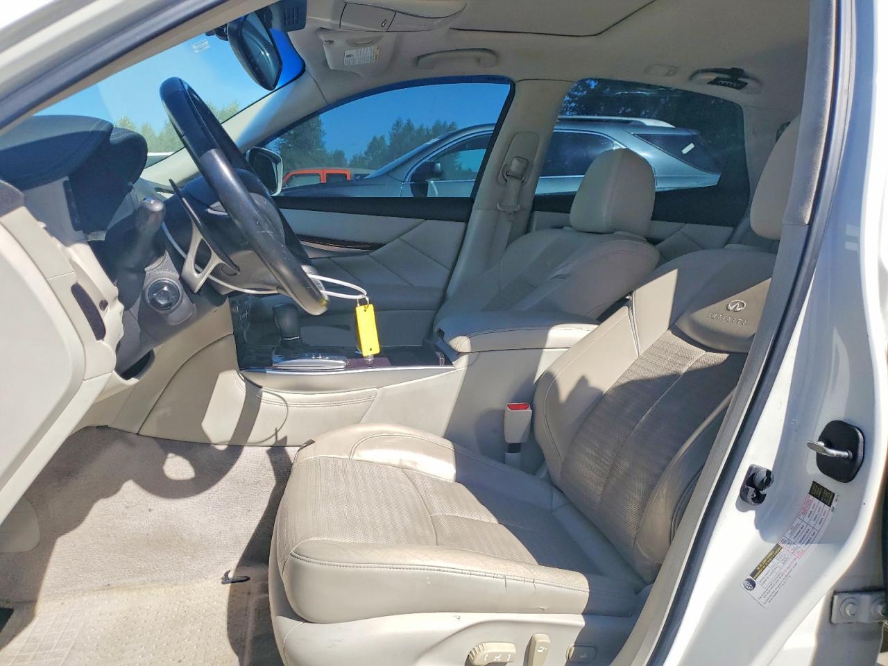 2011 INFINITI M37 BASE — Фото 7 из 13