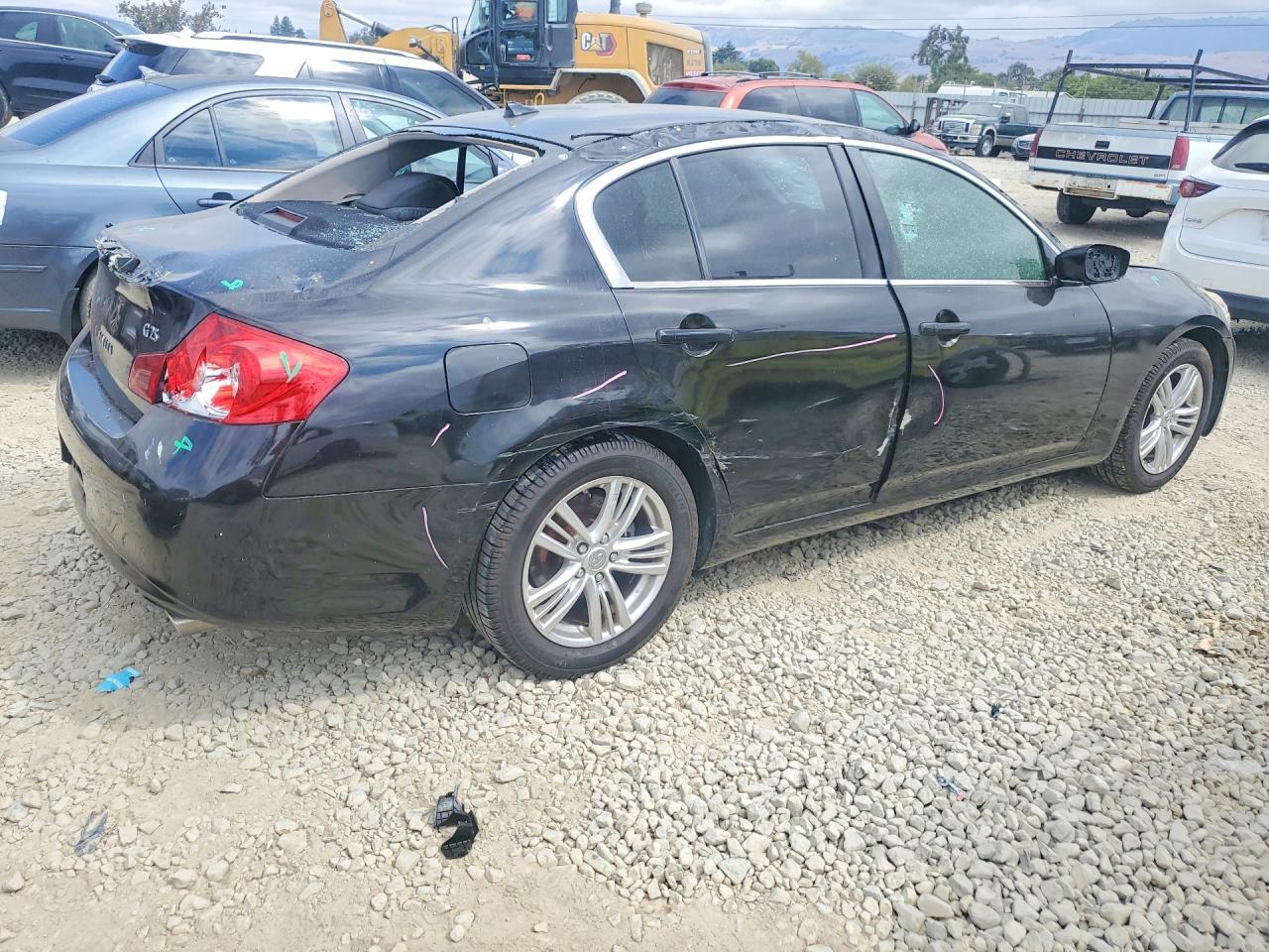2011 INFINITI G25 SEDAN BASE — Фото 3 из 12