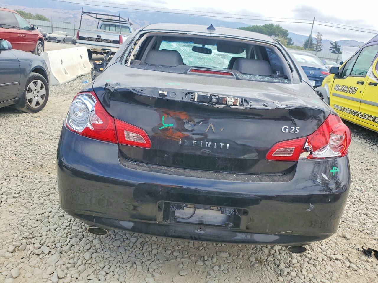 2011 INFINITI G25 SEDAN BASE — Фото 6 из 12