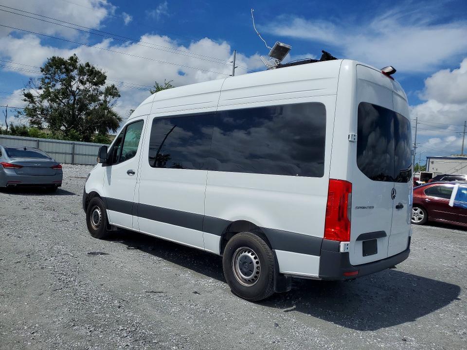 2025 MERCEDES-BENZ SPRINTER 2500 — Фото 2 из 13