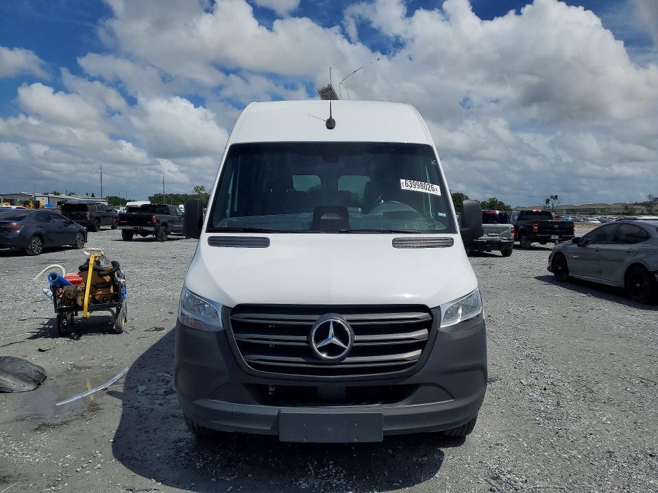 2025 MERCEDES-BENZ SPRINTER 2500 — Фото 5 из 13