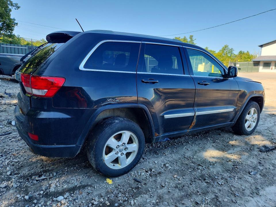 2011 JEEP GRAND CHEROKEE LAREDO — Фото 3 из 13