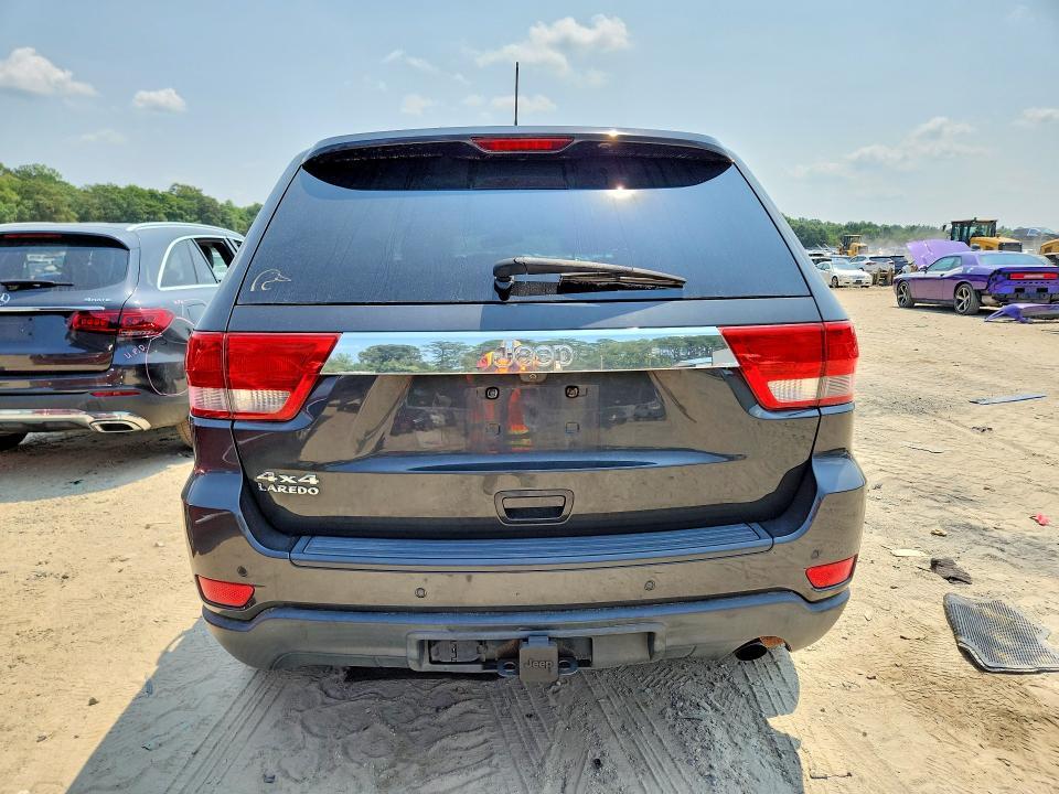2011 JEEP GRAND CHEROKEE LAREDO — Фото 6 из 13