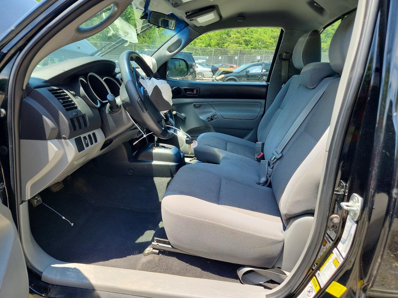 2013 TOYOTA TACOMA BASE — Фото 7 из 12
