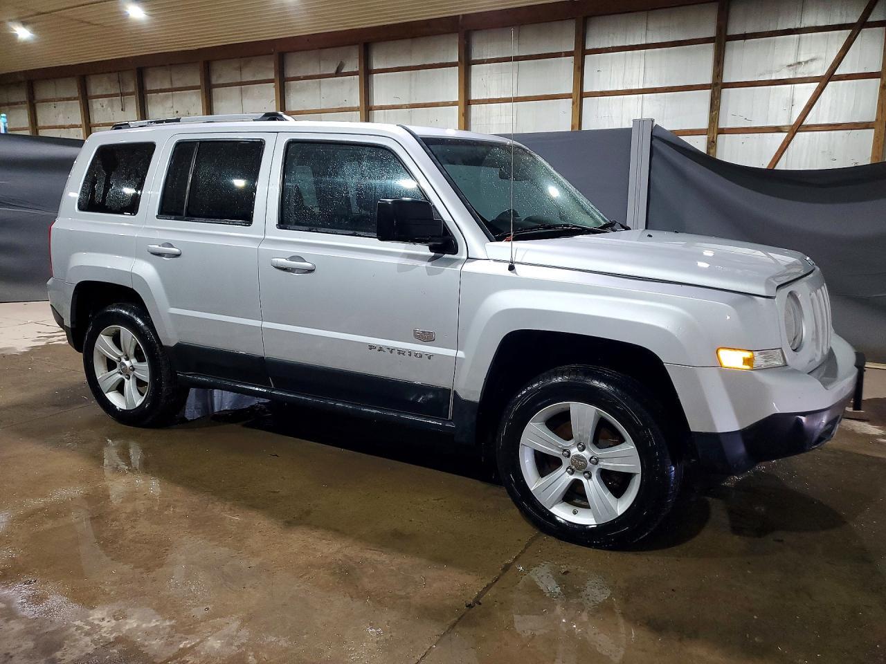 2011 JEEP PATRIOT LATITUDE — Фото 4 из 13