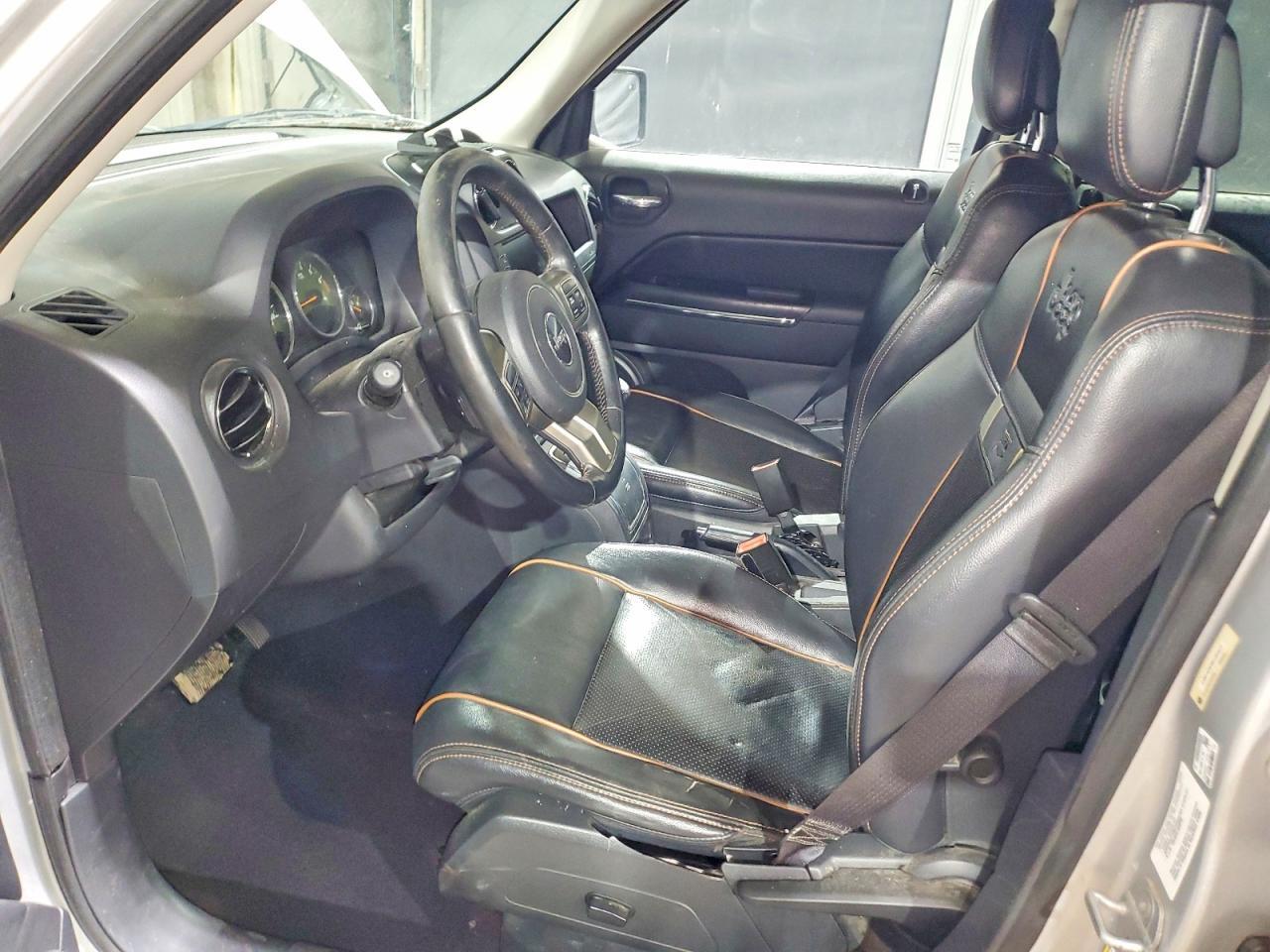 2011 JEEP PATRIOT LATITUDE — Фото 7 из 13