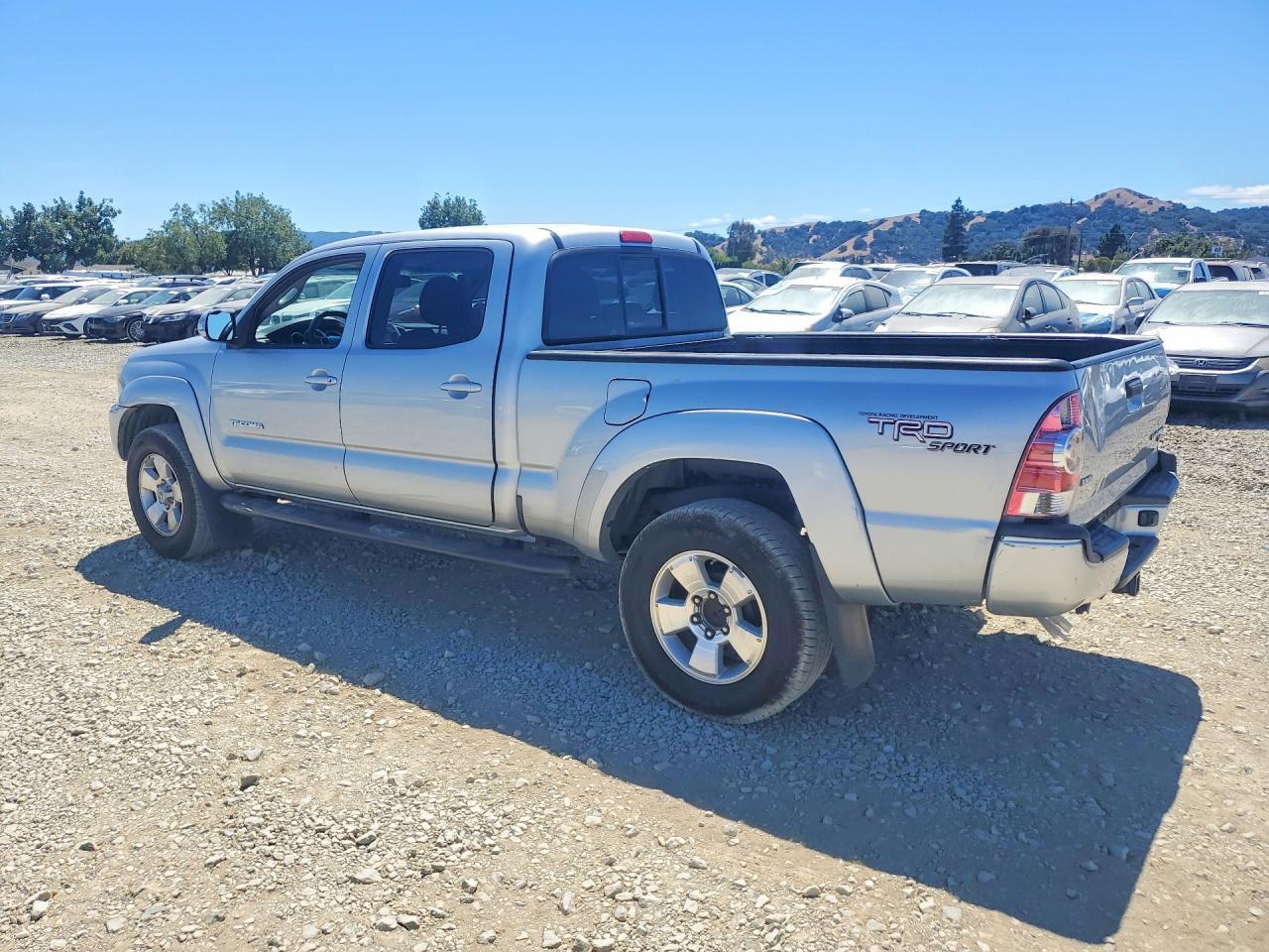 2013 TOYOTA TACOMA DOUBLE CAB PRERUNNER LONG BED — Фото 2 из 12