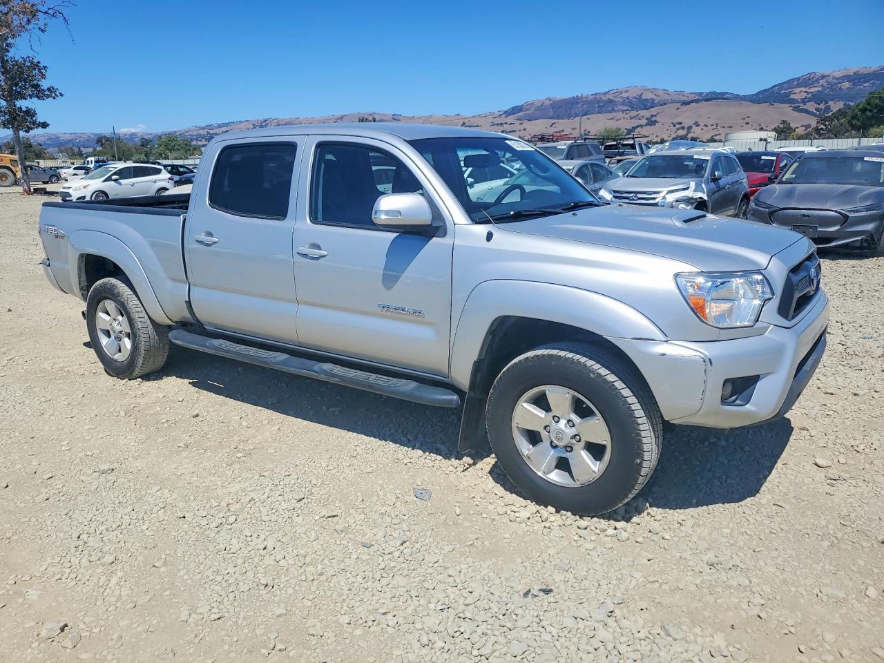 2013 TOYOTA TACOMA DOUBLE CAB PRERUNNER LONG BED — Фото 4 из 12