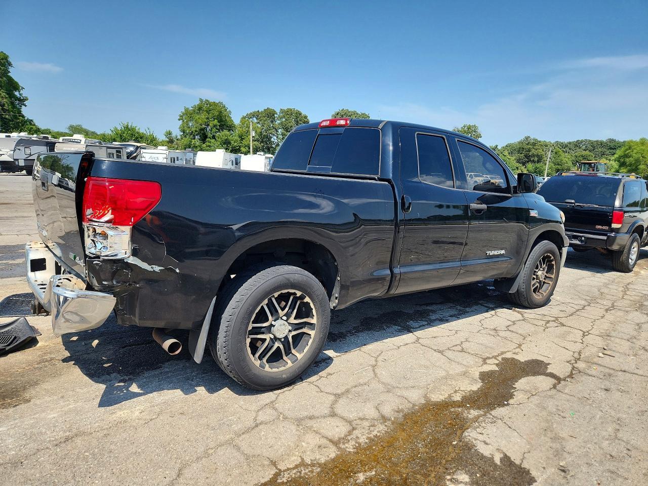 2013 TOYOTA TUNDRA DOUBLE CAB SR5 — Фото 3 из 12