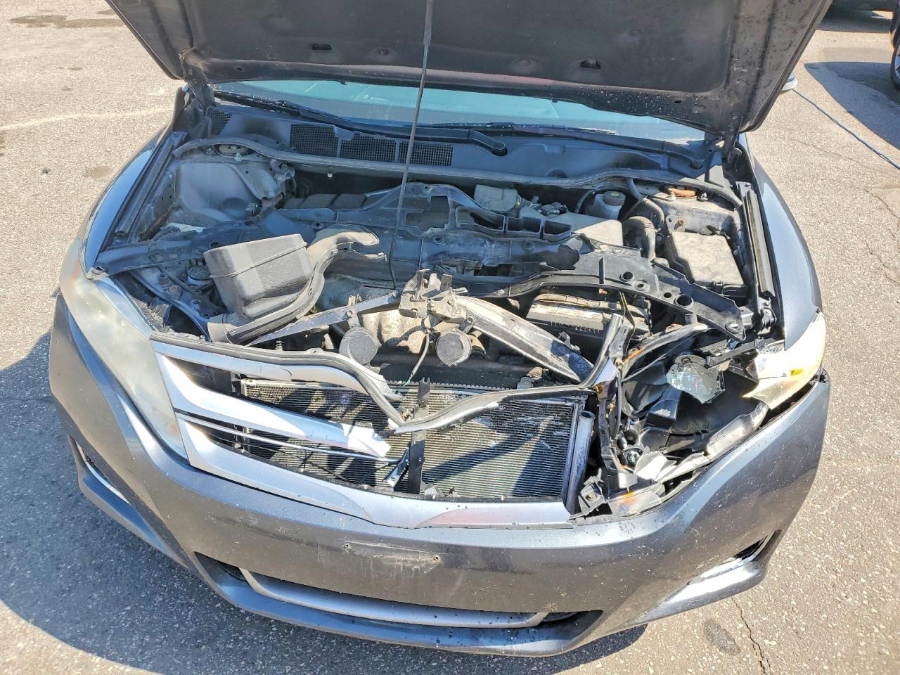 2013 TOYOTA VENZA XLE — Фото 12 из 13