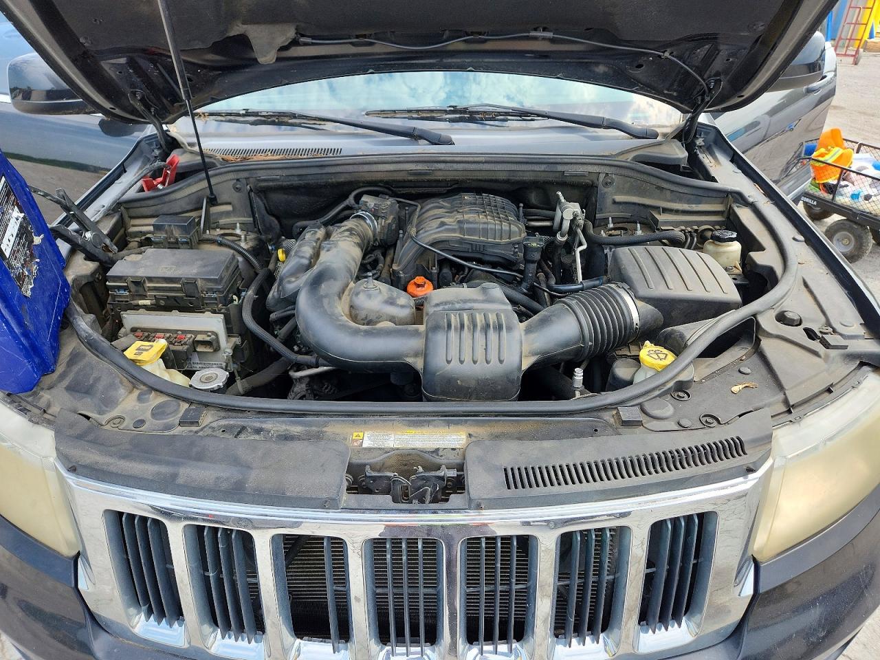 2011 JEEP GRAND CHEROKEE LAREDO — Фото 12 из 13