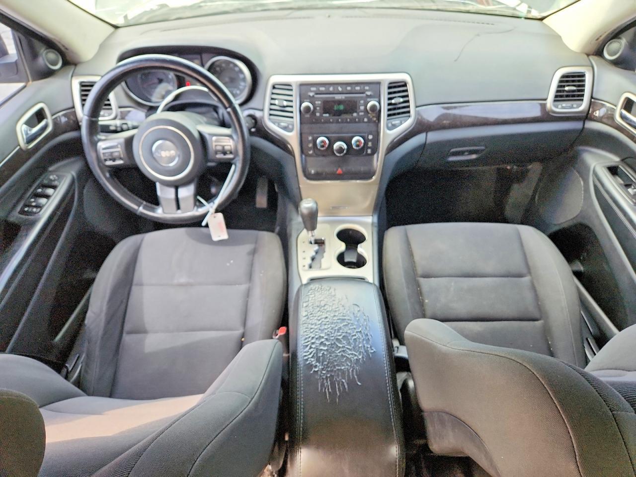 2011 JEEP GRAND CHEROKEE LAREDO — Фото 8 из 13