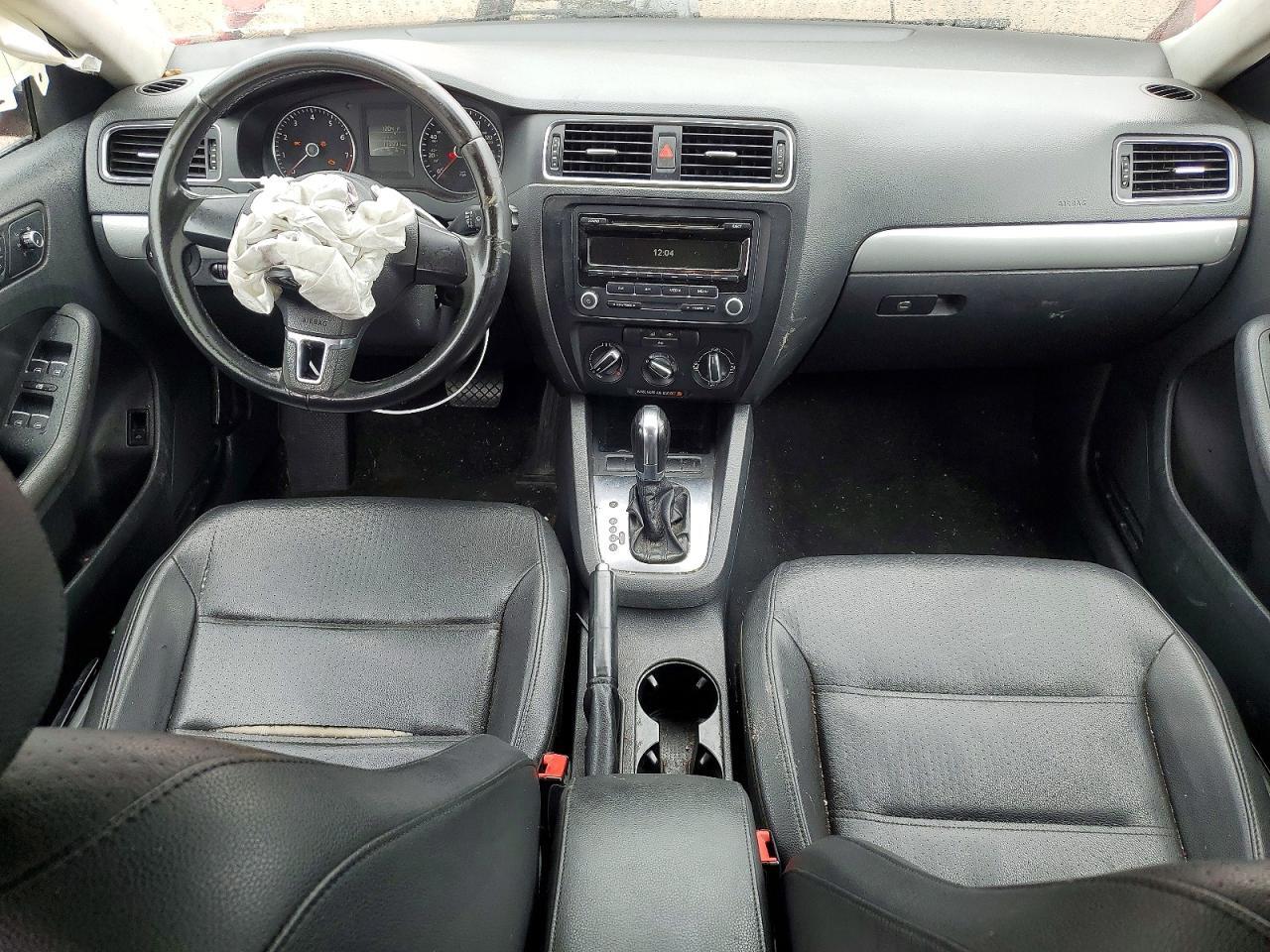 2013 VOLKSWAGEN JETTA SE — Фото 8 из 13