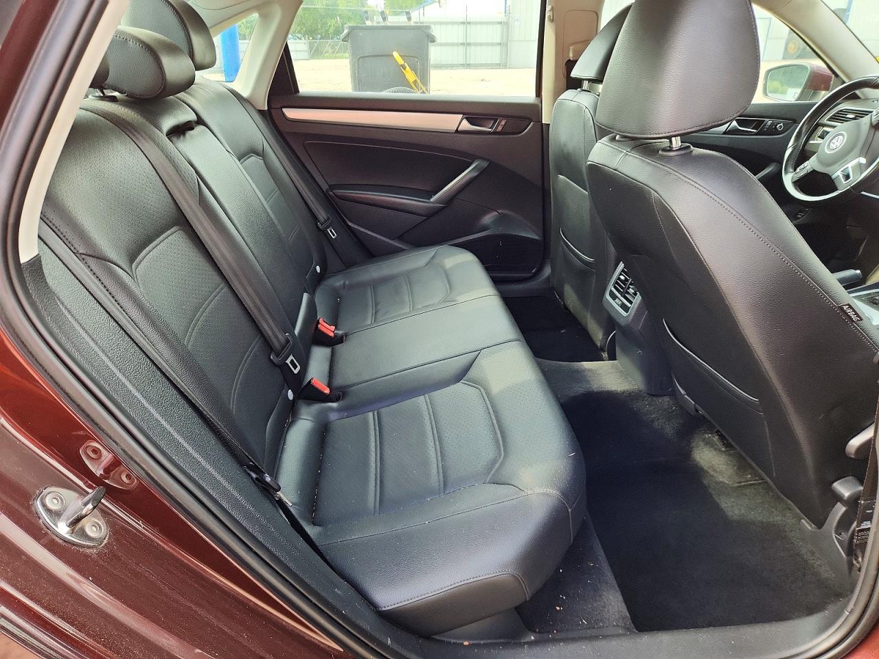 2013 VOLKSWAGEN PASSAT SE — Фото 10 из 12