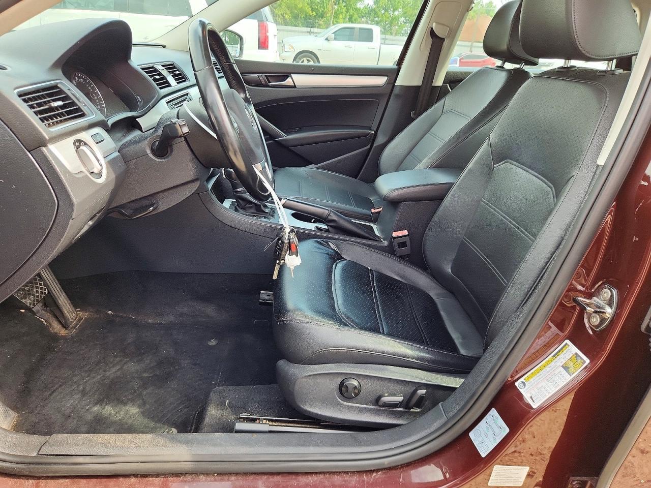 2013 VOLKSWAGEN PASSAT SE — Фото 7 из 12