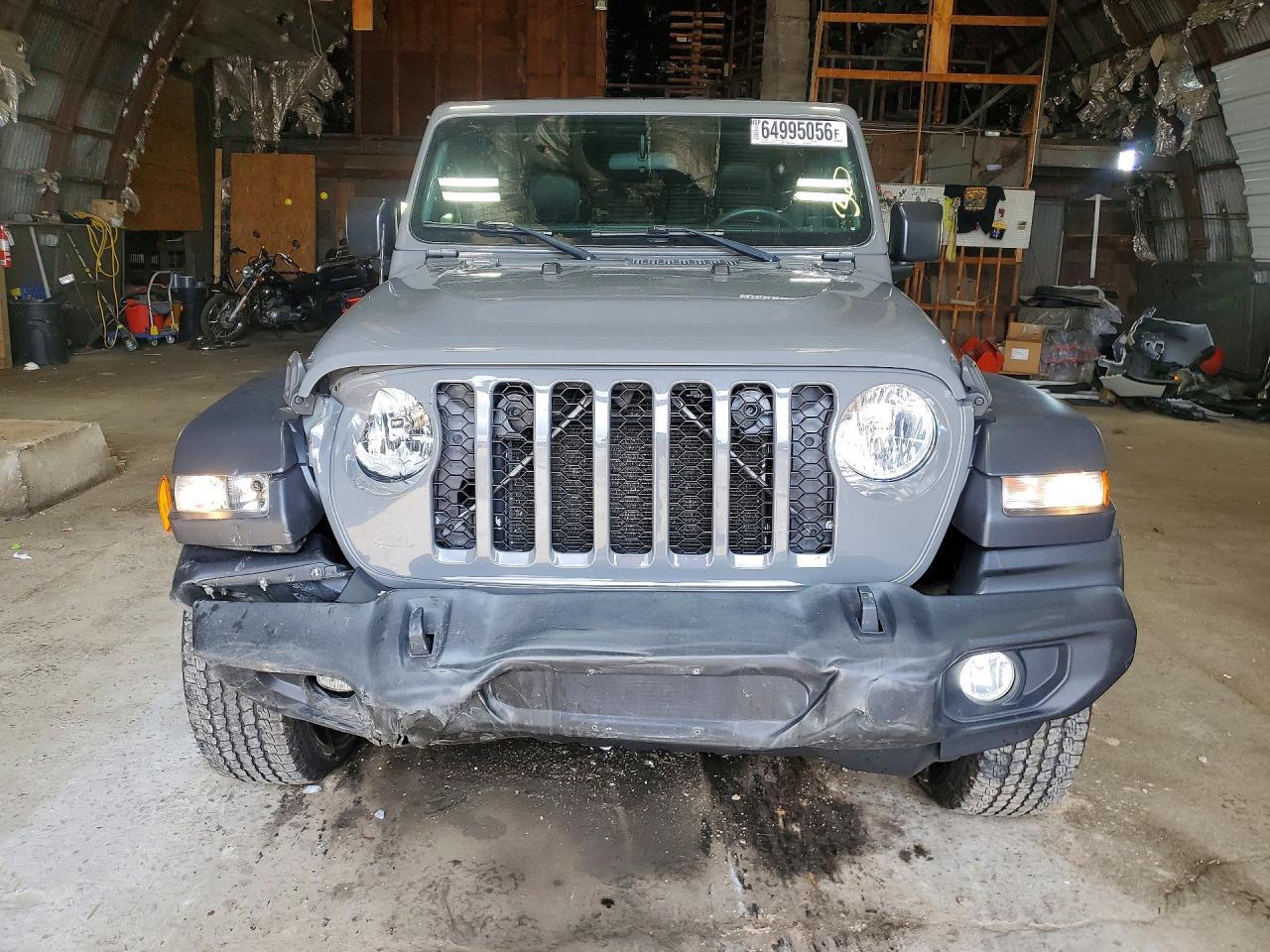 2021 JEEP GLADIATOR SPORT — Фото 5 из 12