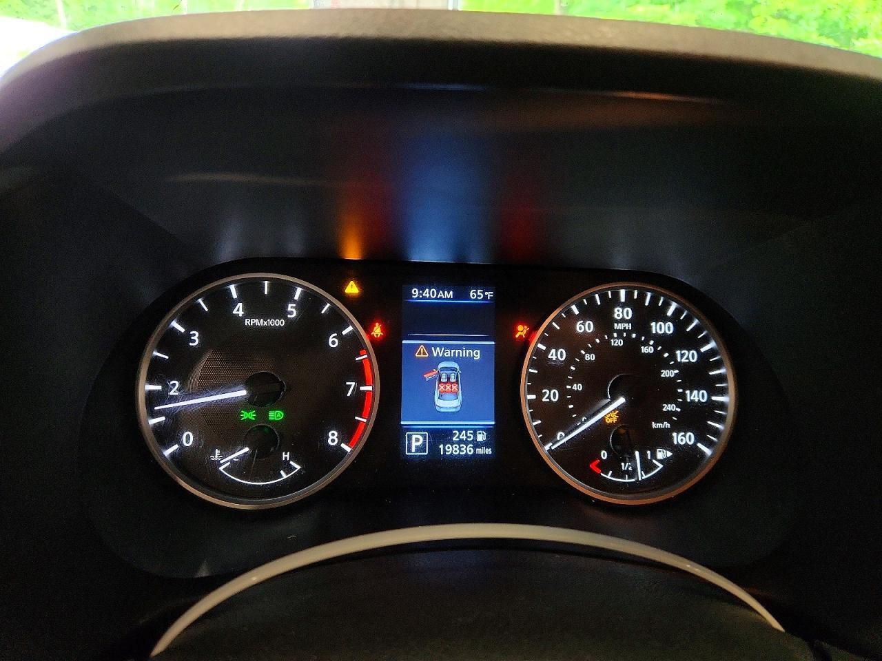 2025 NISSAN SENTRA S — Фото 9 из 12