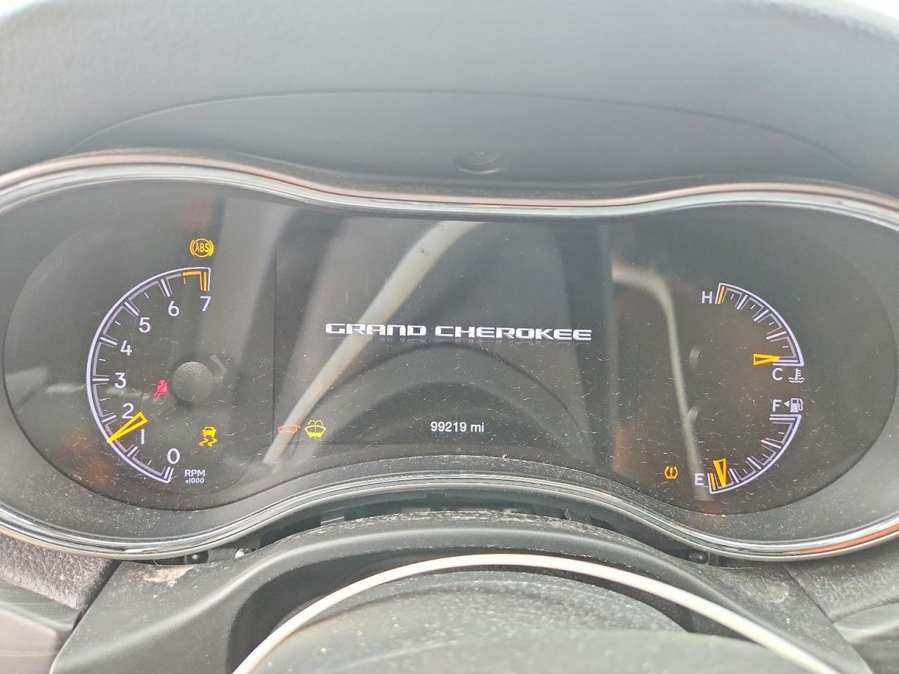2021 JEEP GRAND CHEROKEE LAREDO — Фото 9 из 13
