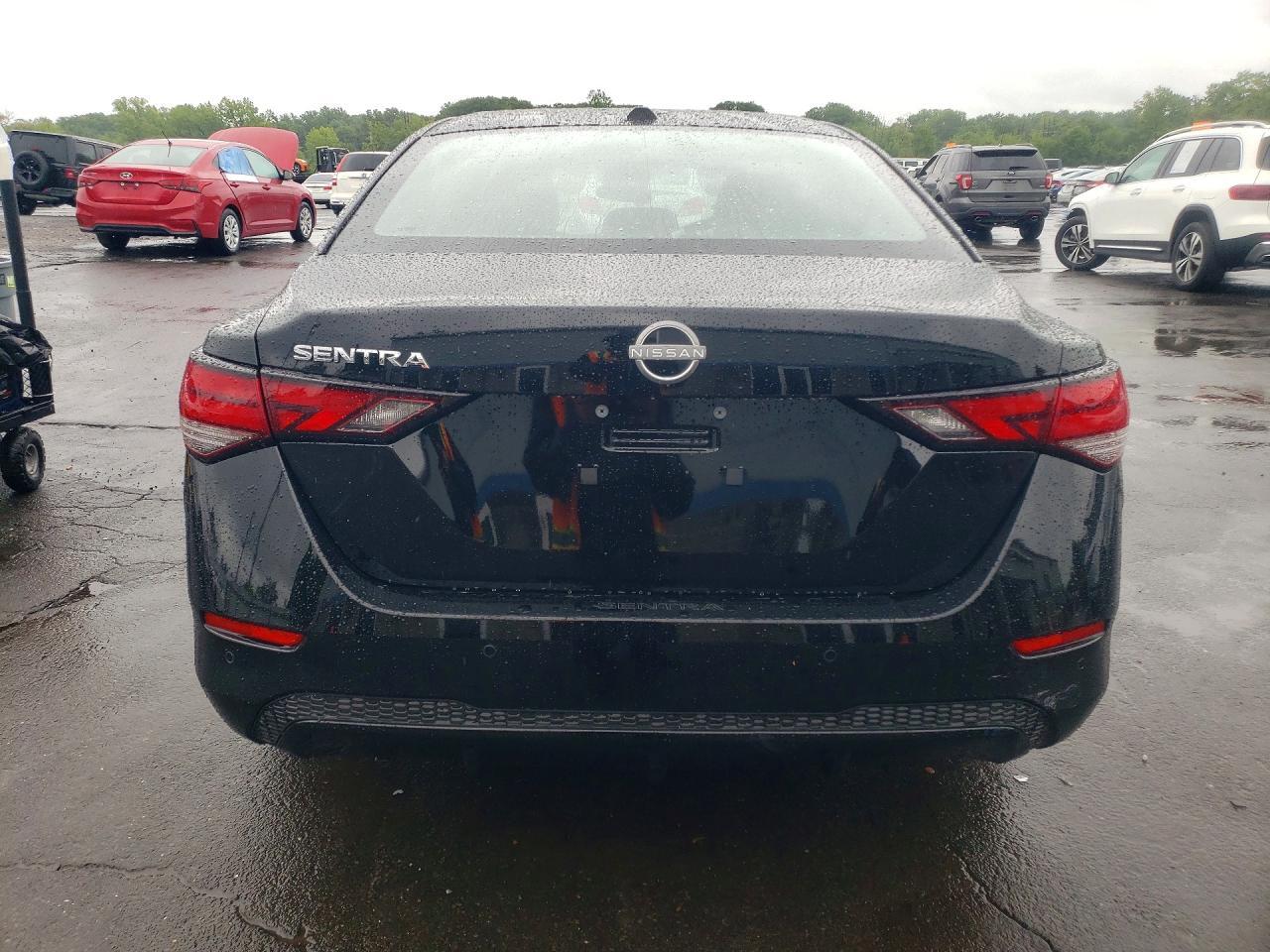 2025 NISSAN SENTRA SV — Фото 6 из 13