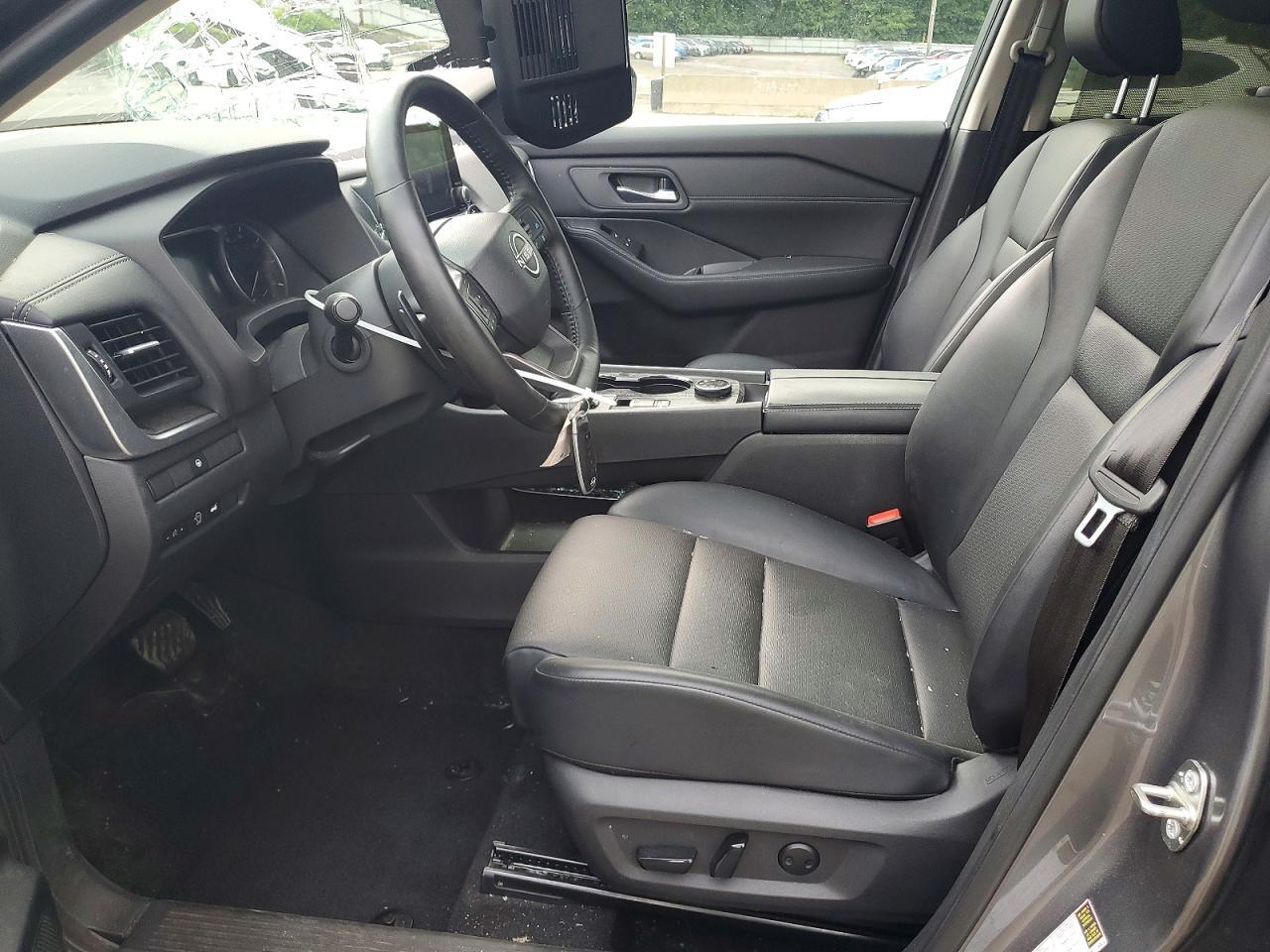 2025 NISSAN ROGUE SV — Фото 7 из 13