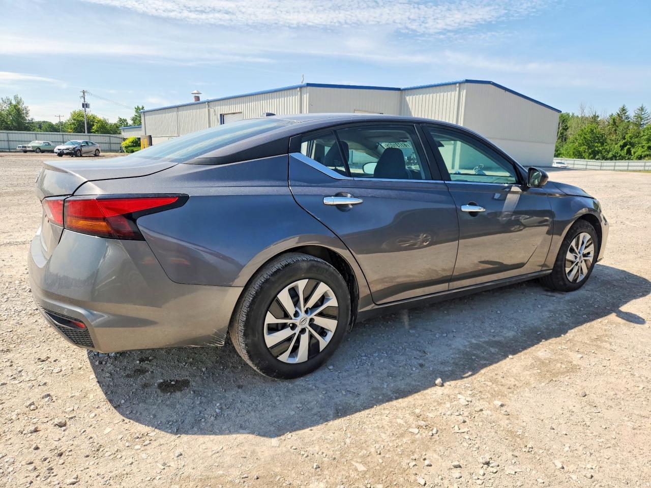 2025 NISSAN ALTIMA S — Фото 3 из 12
