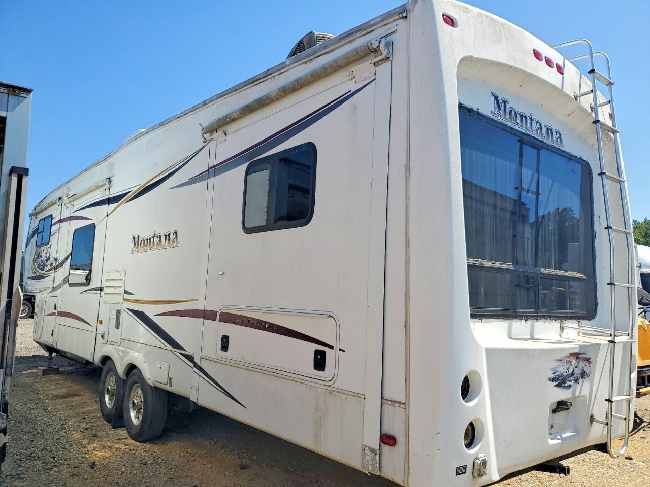 2011 KEYSTONE RV TRAILERS — Фото 3 из 10