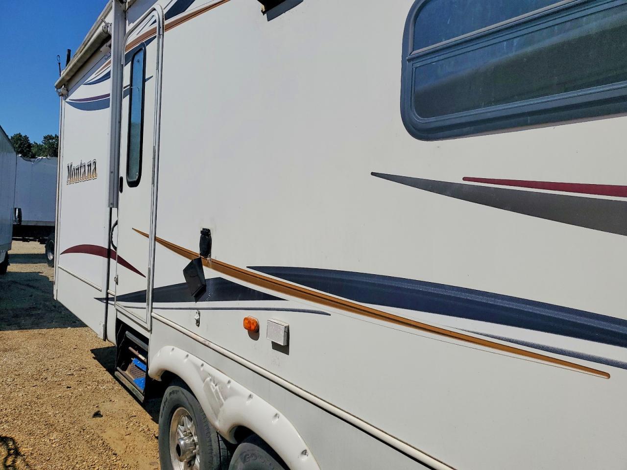 2011 KEYSTONE RV TRAILERS — Фото 9 из 10