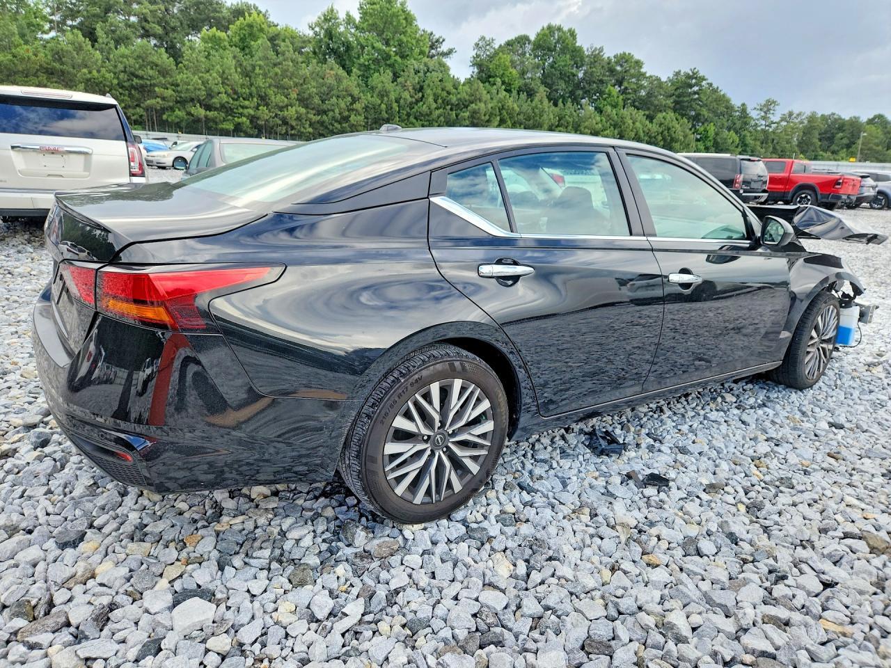 2025 NISSAN ALTIMA SV — Фото 3 из 12
