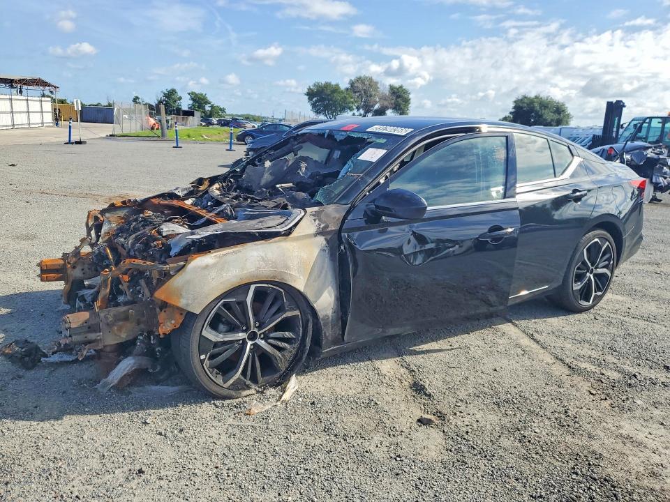 1N4BL4CV2SN424659 2025 NISSAN ALTIMA photo no. 1